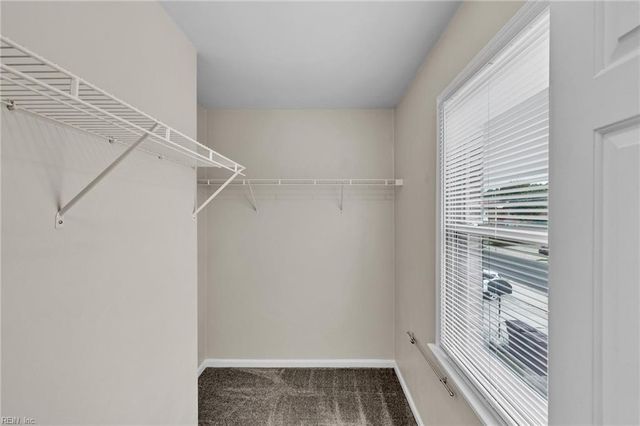 725 Creekside CRES, Chesapeake, VA 23320