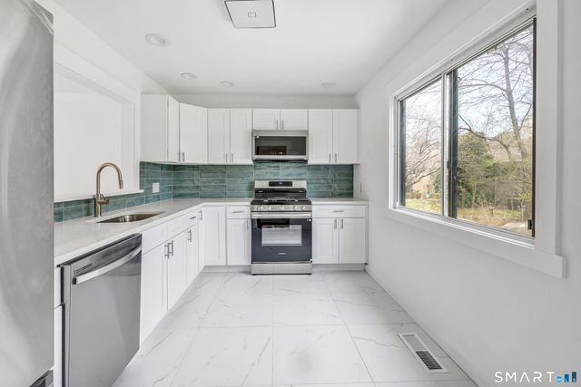 638A Onondaga Lane, Stratford, CT 06614