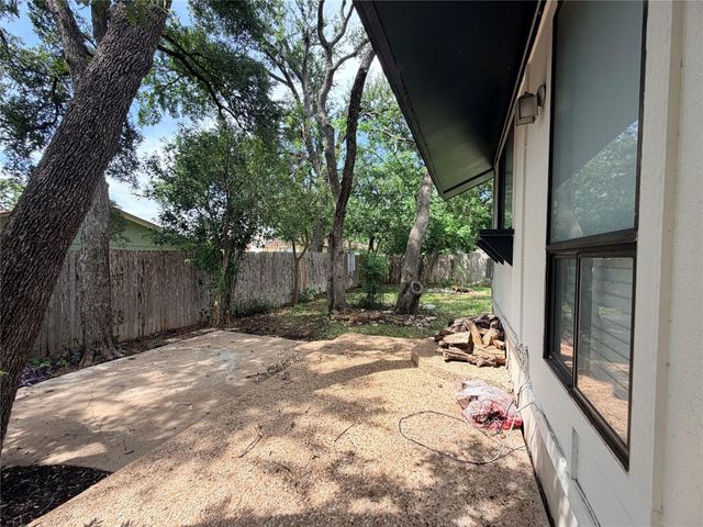 115 Spanish Oak CIR, Georgetown, TX 78628