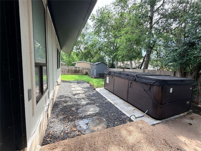 115 Spanish Oak CIR, Georgetown, TX 78628