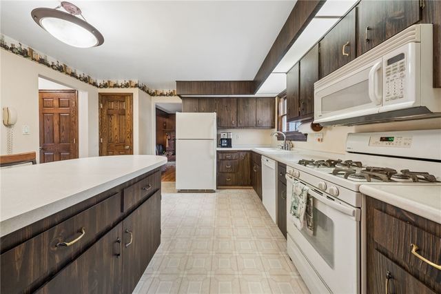 5061 Northlawn Cir, Murrysville, PA 15668