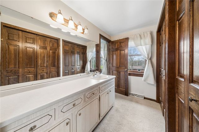 5061 Northlawn Cir, Murrysville, PA 15668