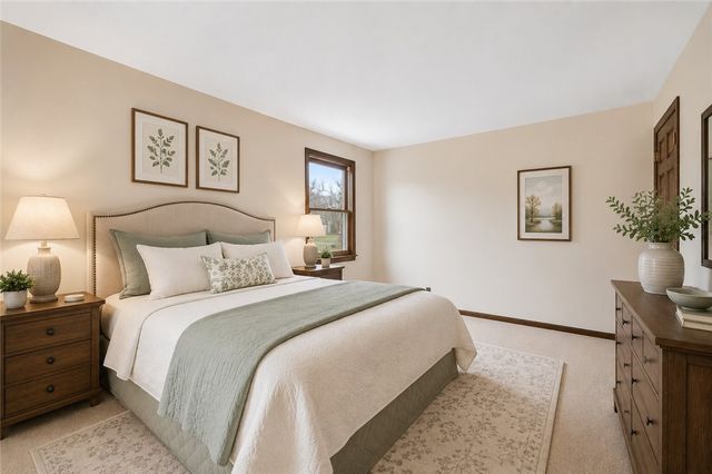 5061 Northlawn Cir, Murrysville, PA 15668