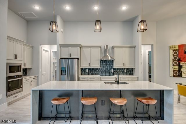 15901 Chance WAY, Fort Myers, FL 33908