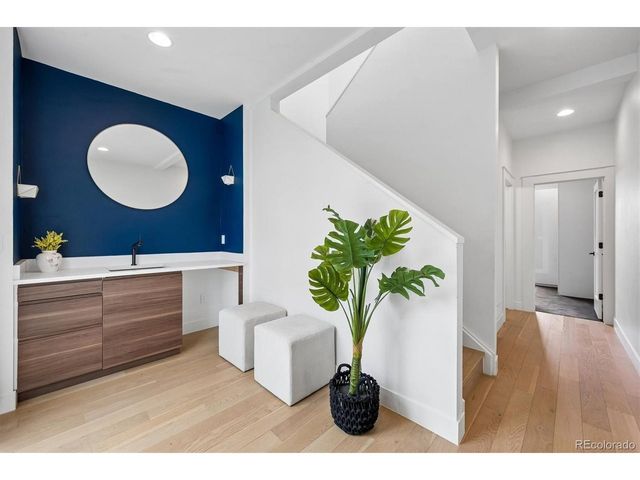 3124 N Gilpin St, Denver, CO 80205