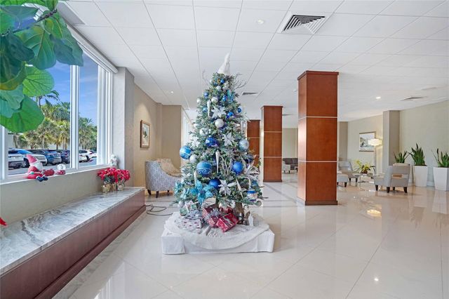 4250 GALT OCEAN Drive PHB, Fort Lauderdale, FL 33308