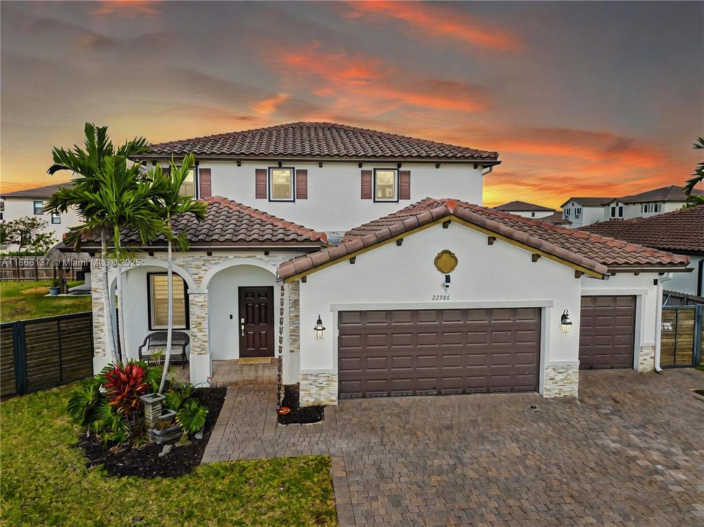 22986 SW 128th Pl, Miami, FL 33170