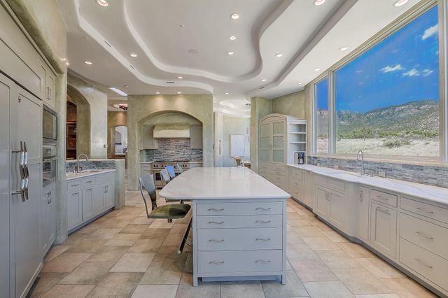 8504 Snakedance Court NE, Albuquerque, NM 87111