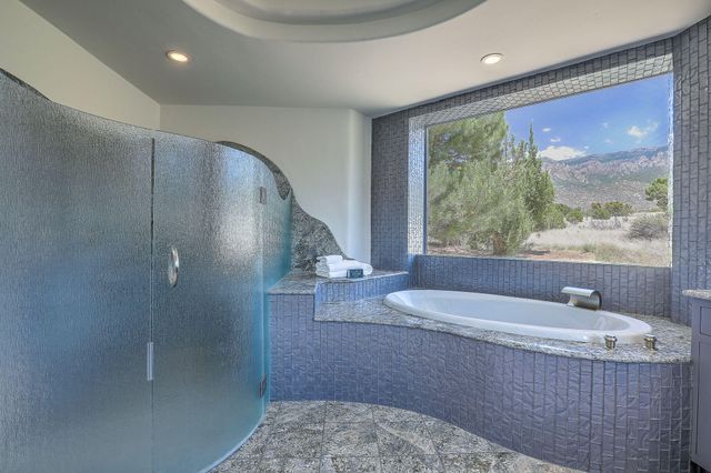 8504 Snakedance Court NE, Albuquerque, NM 87111