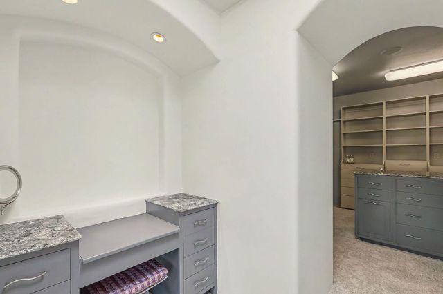 8504 Snakedance Court NE, Albuquerque, NM 87111