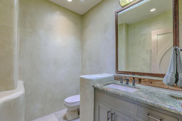 8504 Snakedance Court NE, Albuquerque, NM 87111