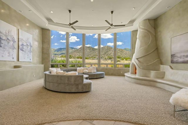 8504 Snakedance Court NE, Albuquerque, NM 87111