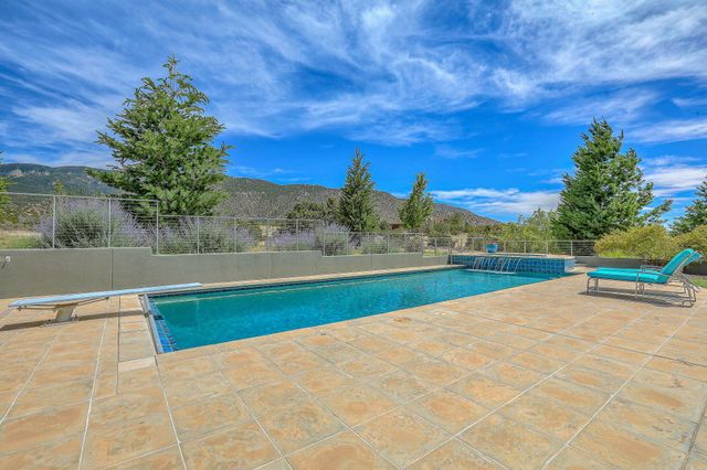 8504 Snakedance Court NE, Albuquerque, NM 87111