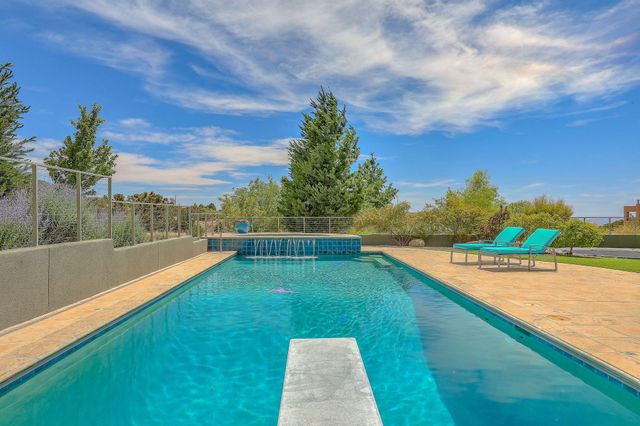 8504 Snakedance Court NE, Albuquerque, NM 87111
