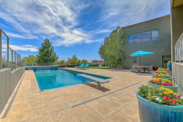 8504 Snakedance Court NE, Albuquerque, NM 87111