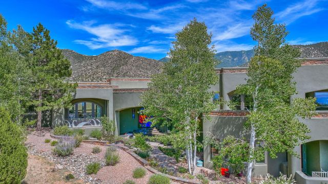 8504 Snakedance Court NE, Albuquerque, NM 87111