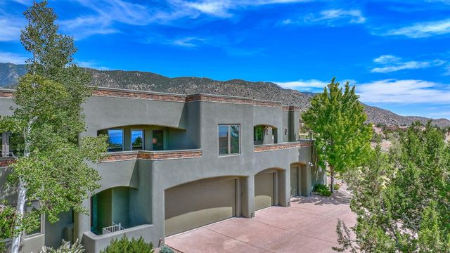 8504 Snakedance Court NE, Albuquerque, NM 87111
