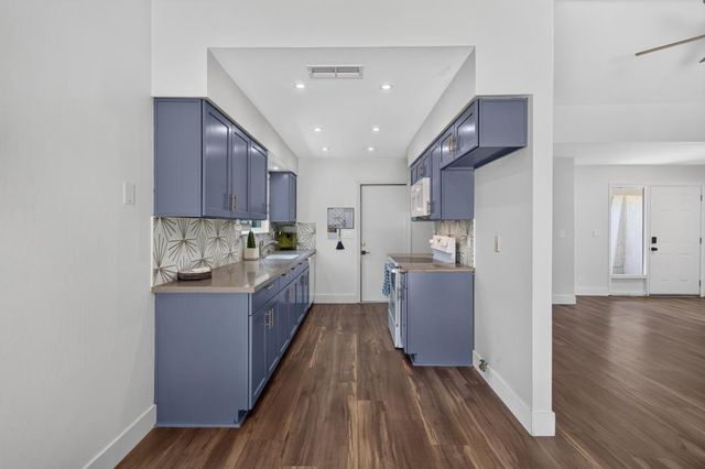 7749 Wooddale Way, Citrus Heights, CA 95610