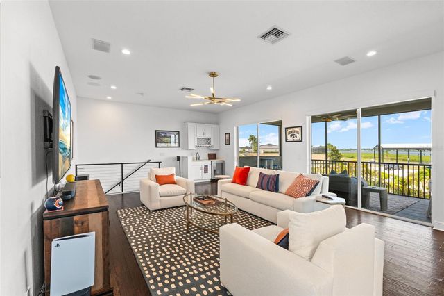 1256 TYNE LANE, Bradenton, FL 34208