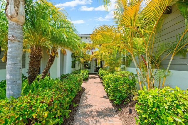 1256 TYNE LANE, Bradenton, FL 34208