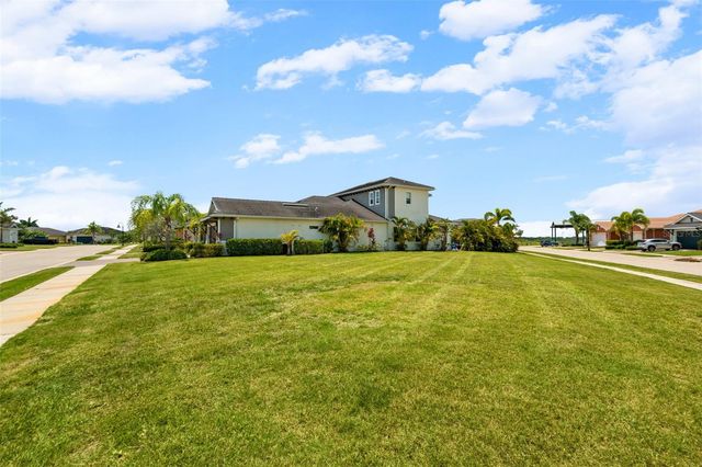 1256 TYNE LANE, Bradenton, FL 34208