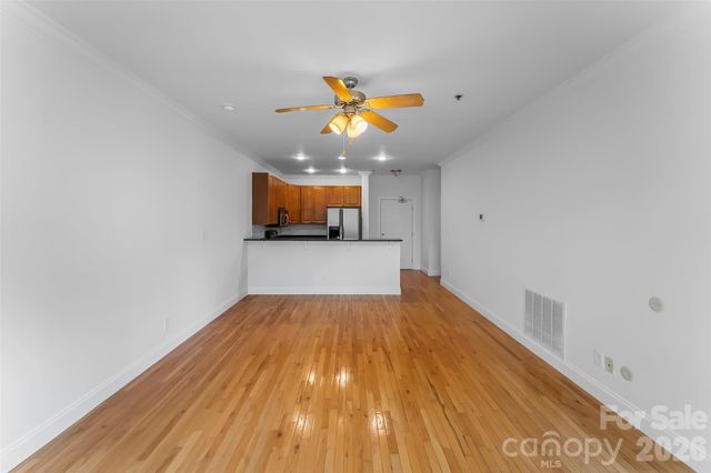125 S Lexington Avenue 303, Asheville, NC 28801