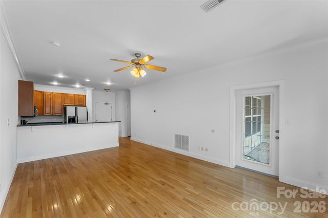 125 S Lexington Avenue 303, Asheville, NC 28801