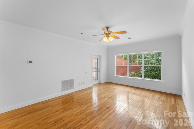 125 S Lexington Avenue 303, Asheville, NC 28801