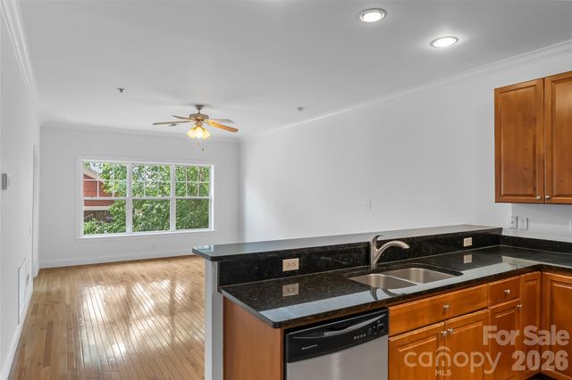 125 S Lexington Avenue 303, Asheville, NC 28801