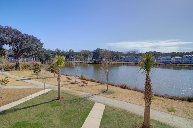 424 Bluegill Lane, Johns Island, SC 29455