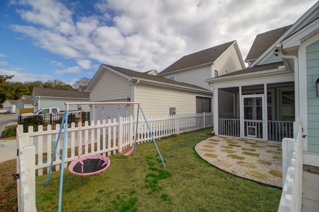 424 Bluegill Lane, Johns Island, SC 29455