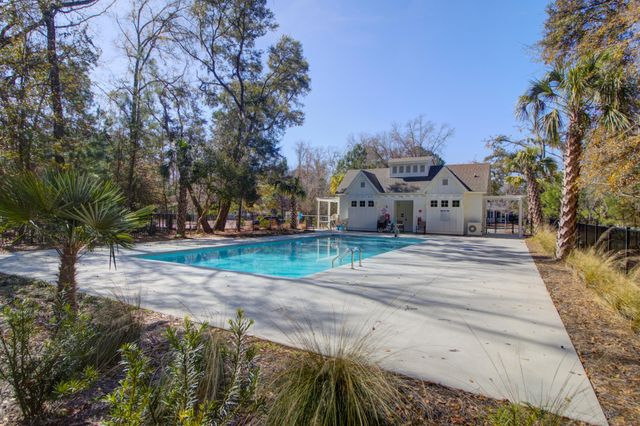 424 Bluegill Lane, Johns Island, SC 29455
