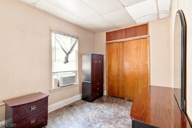 102 Claremont Ave, Jersey City, NJ 07305