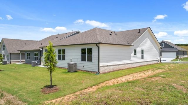 37 Lakeview Point, Dallas, GA 30157