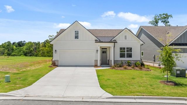 37 Lakeview Point, Dallas, GA 30157