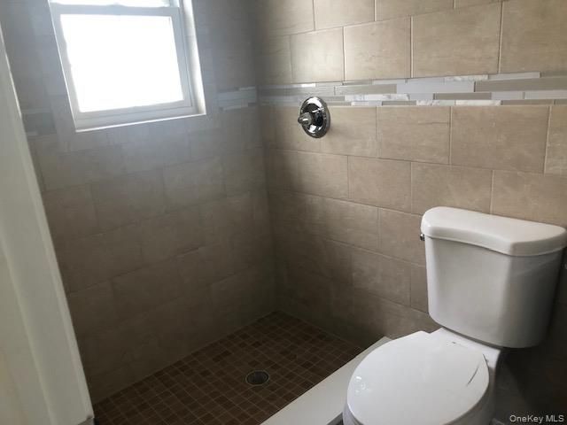 2933 Ocean Crest Boulevard, Far Rockaway, NY 11691