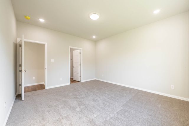 213 Marble Creek Drive, Fort Worth, TX 76131