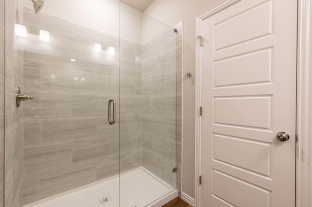 213 Marble Creek Drive, Fort Worth, TX 76131