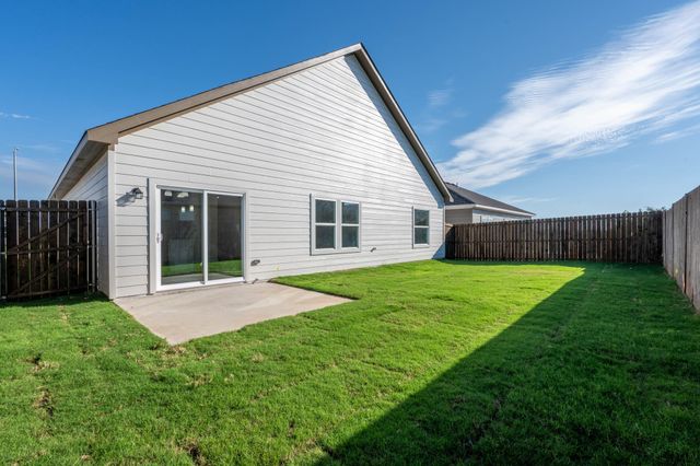 213 Marble Creek Drive, Fort Worth, TX 76131