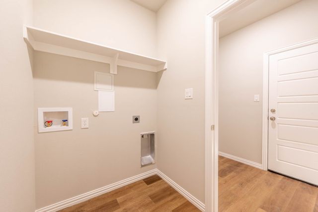 213 Marble Creek Drive, Fort Worth, TX 76131