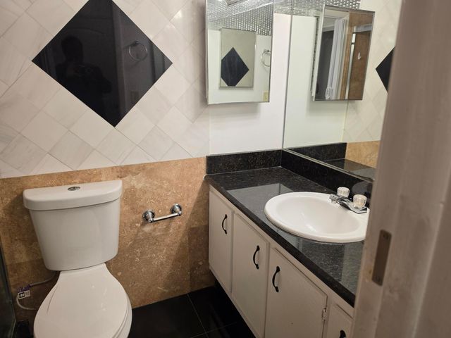 733 SE 1st Way 102, Deerfield Beach, FL 33441