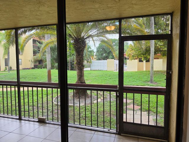 733 SE 1st Way 102, Deerfield Beach, FL 33441