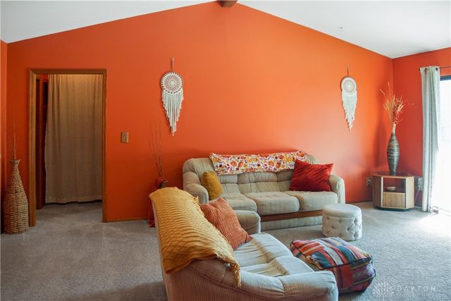 6652 Loblolly Drive, Huber Heights, OH 45424