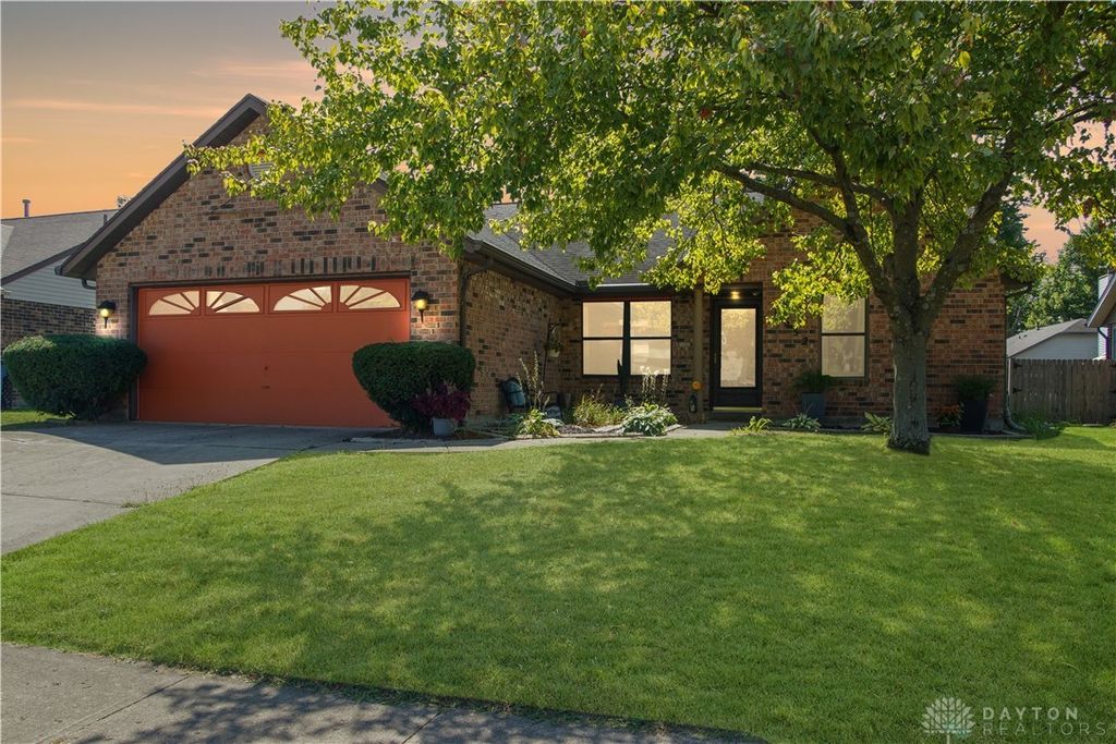 6652 Loblolly Drive, Huber Heights, OH 45424
