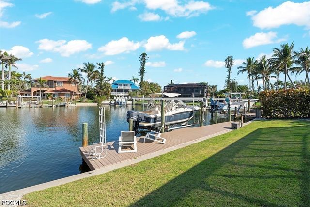 1146 Golden Olive CT, Sanibel, FL 33957