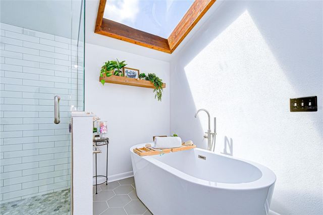 819 BLUEGRASS LANE, Brandon, FL 33510