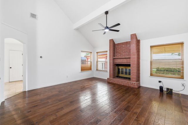 4134 Woodland Court, Grapevine, TX 76051