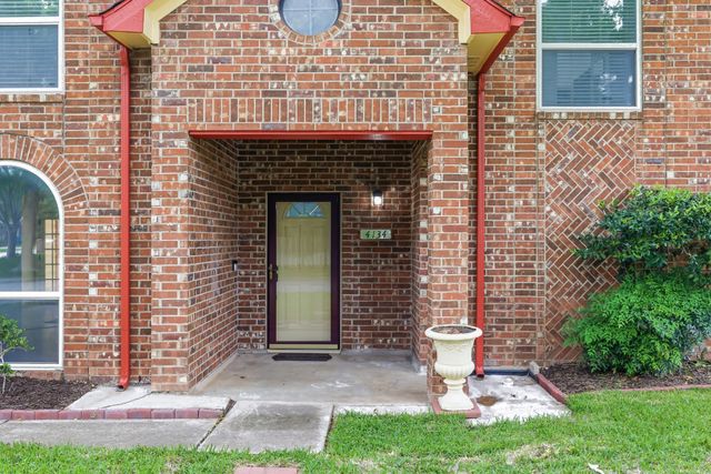 4134 Woodland Court, Grapevine, TX 76051