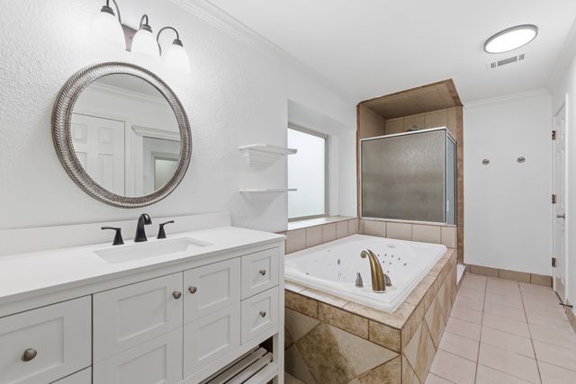 4134 Woodland Court, Grapevine, TX 76051