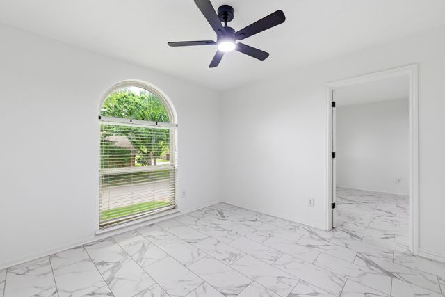 4134 Woodland Court, Grapevine, TX 76051